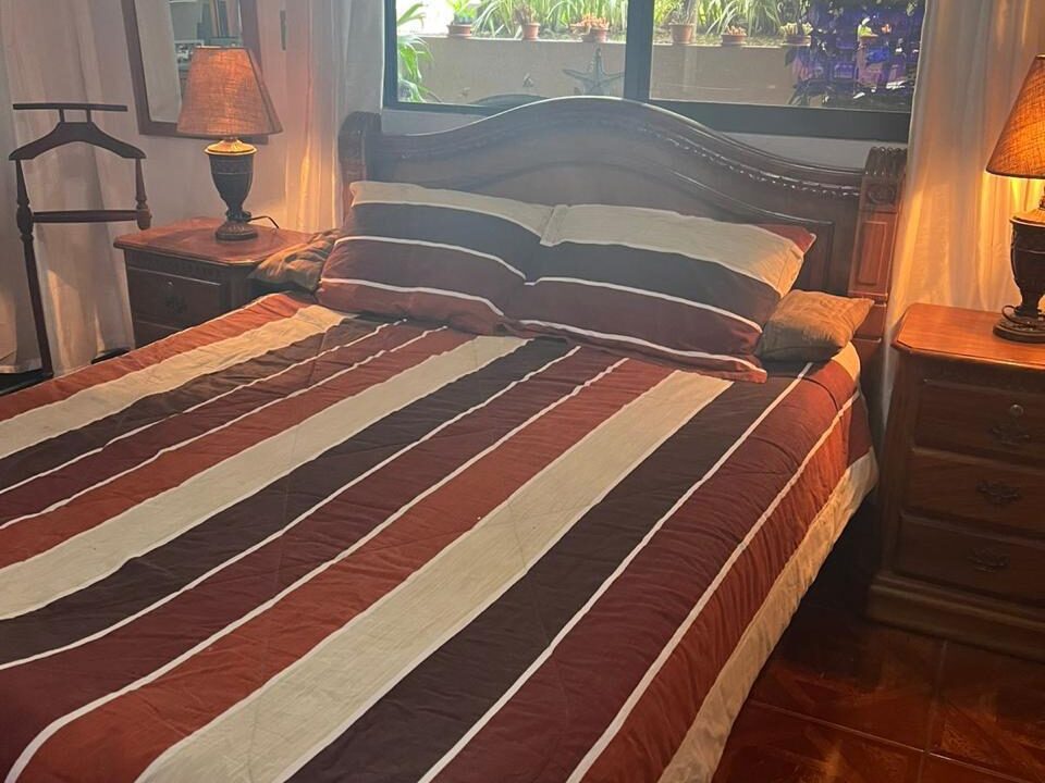 CASA EN VENTA BARRIO EL ROBLEDAL LA URUCA (6)