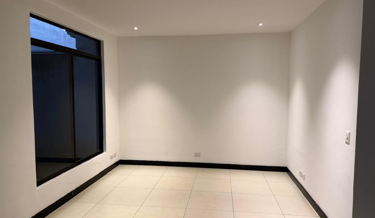 CASA EN VENTA CONDOMINIO ATOCHA (10)
