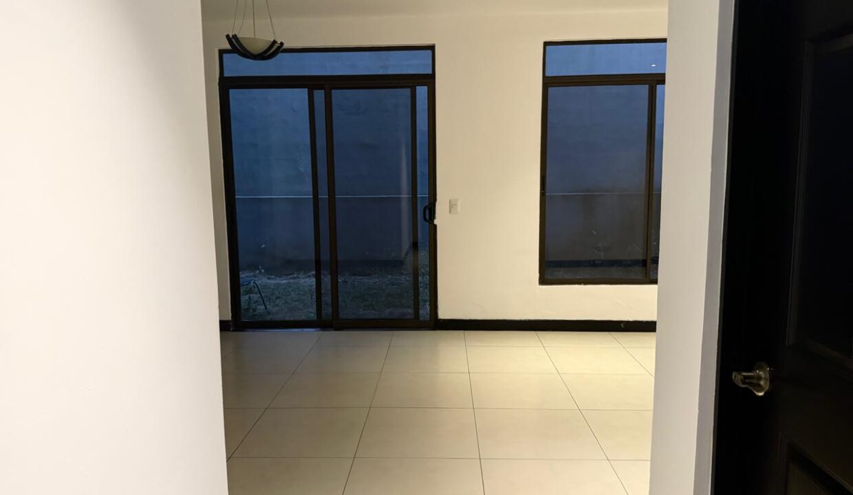 CASA EN VENTA CONDOMINIO ATOCHA (14)