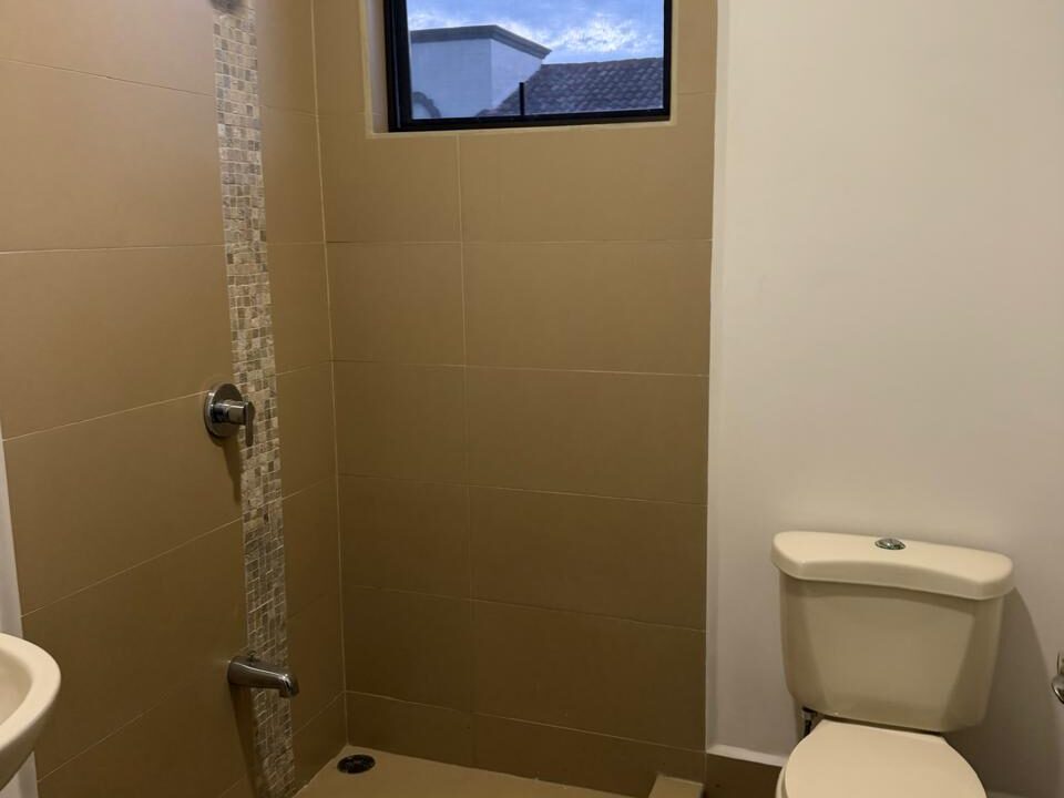 CASA EN VENTA CONDOMINIO ATOCHA (16)