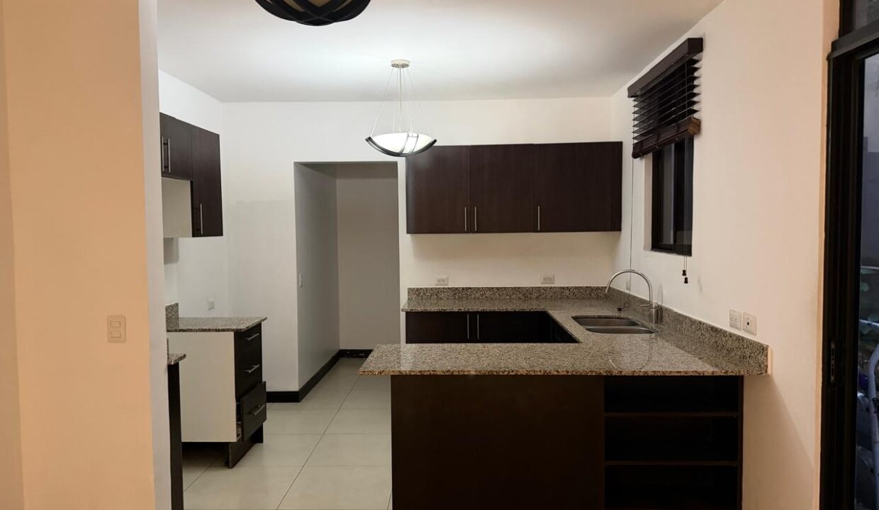 CASA EN VENTA CONDOMINIO ATOCHA (17)