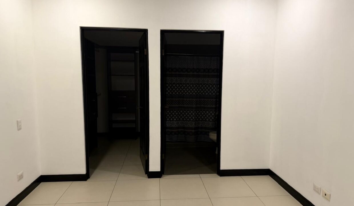 CASA EN VENTA CONDOMINIO ATOCHA (4)