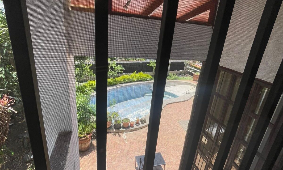 CASA EN VENTA ESCAZU MAHDAD (18)