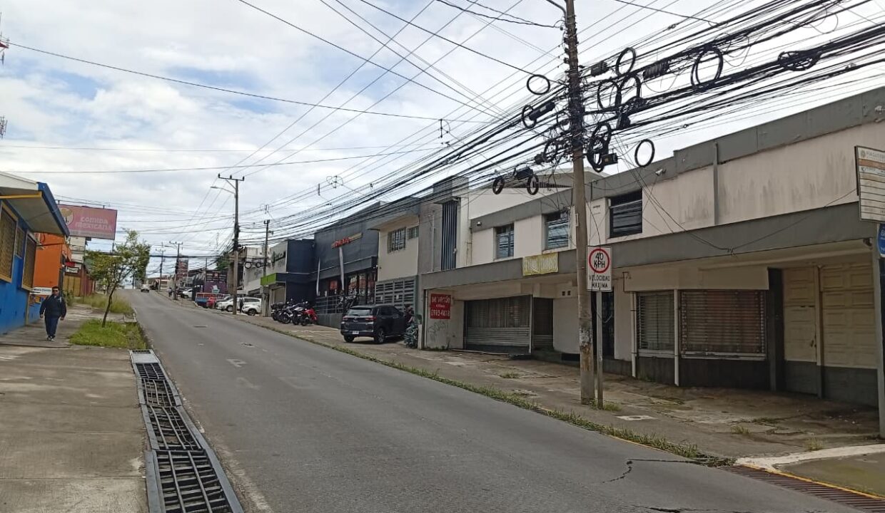 PROPIEDAD SAN JOSE BARRIO LA PITAHAYA USO COMERCIAL (5)