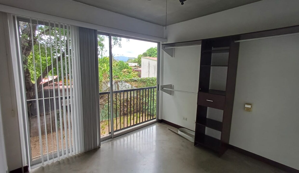 VENTA O ALQUILER EN CONDOMINIO LOFTS SANTA ANA (18)