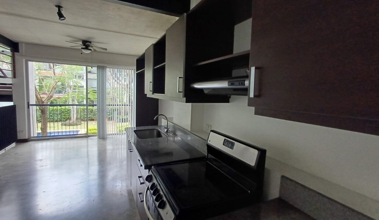 VENTA O ALQUILER EN CONDOMINIO LOFTS SANTA ANA (2)