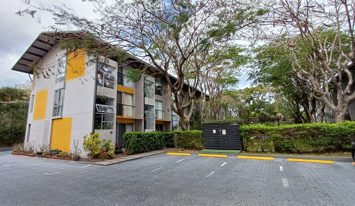 VENTA O ALQUILER EN CONDOMINIO LOFTS SANTA ANA (5)